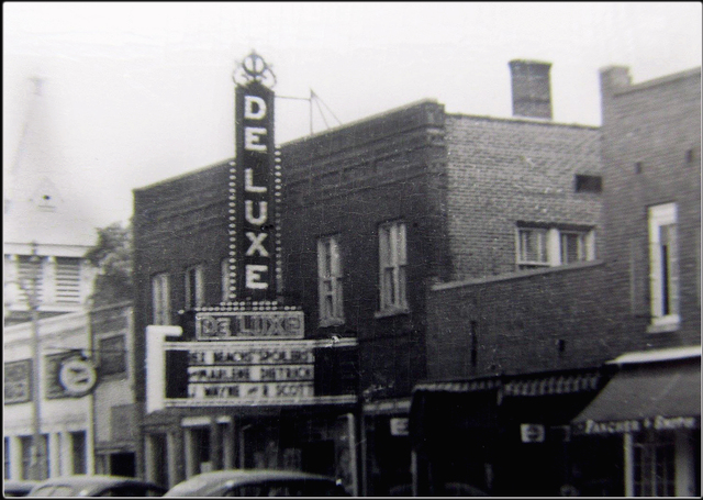 Deluxe Theatre - Old Photo (newer photo)